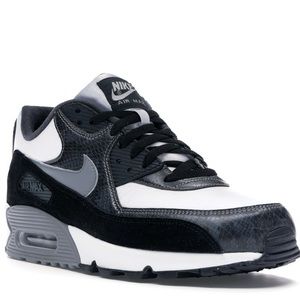Own a Piece of Sneaker History – Rare Air Max 90 (Men’s 4/Women’s 5.5)